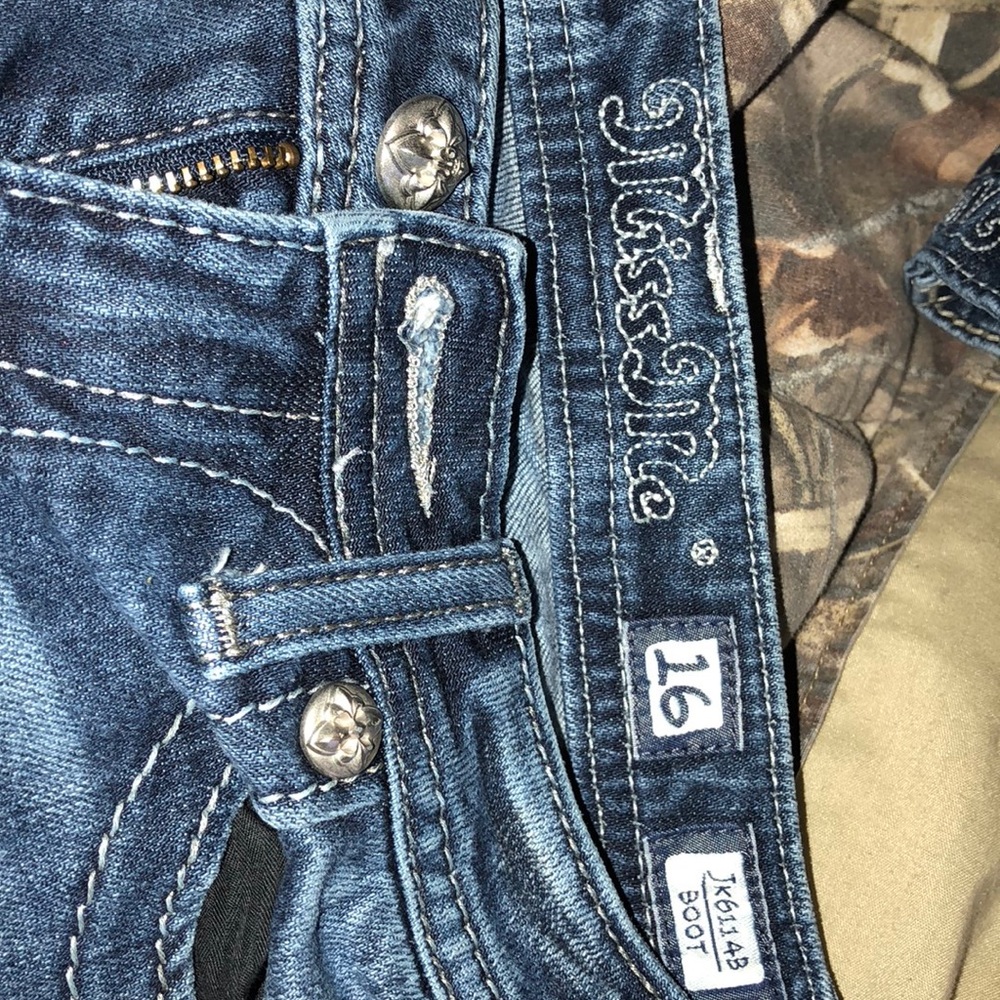 Girls miss me jeans